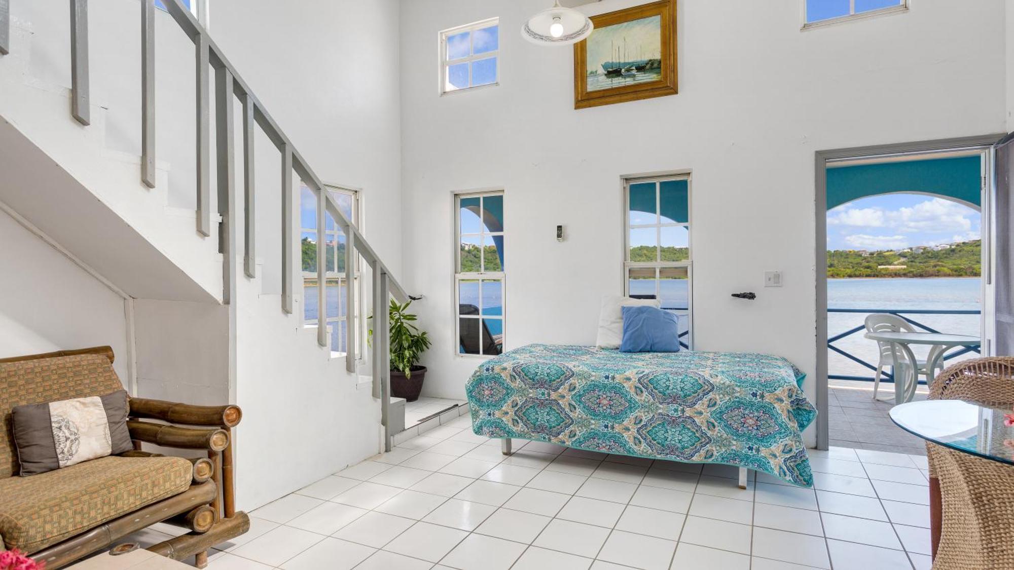 Edwards Guesthouse Sandy Ground Village ภายนอก รูปภาพ